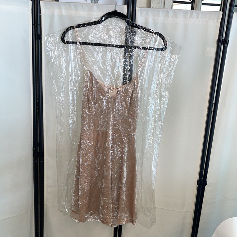 Journee  Dress Size Medium NWT - Picture 14 of 14